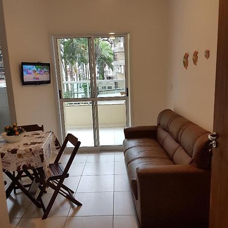 Condominio Newton Ximenes 30 metros da praia Ubatuba Camera foto